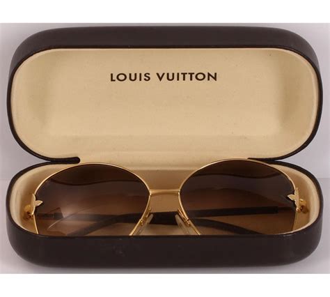 louis vuitton sunglasses chain|authentic louis vuitton sunglasses.